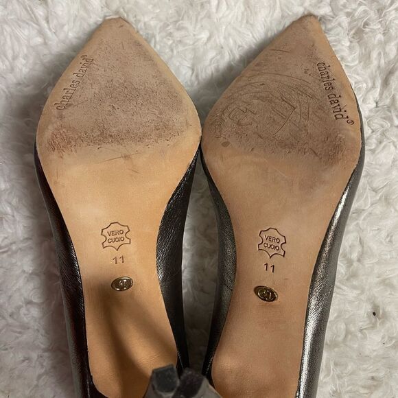 Charles David leather metallic gray slip on heels size 11 pointed toe Size 11 - Picture 8 of 11